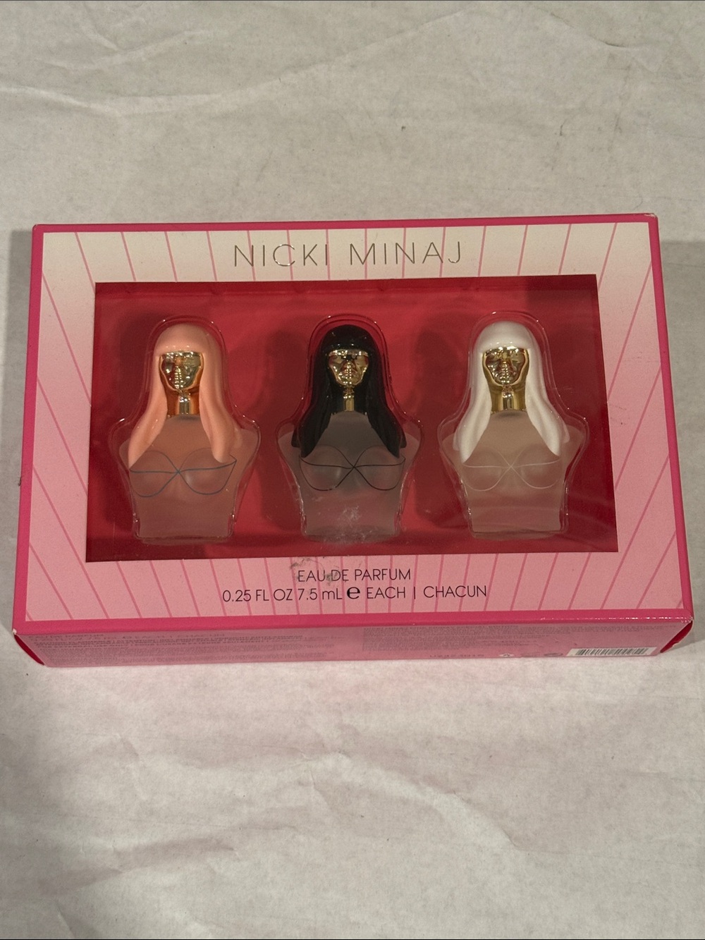 🩵Nicki Minaj Mini Perfume Trio - Pink, Black, White Bottles - Picture 6 of 8